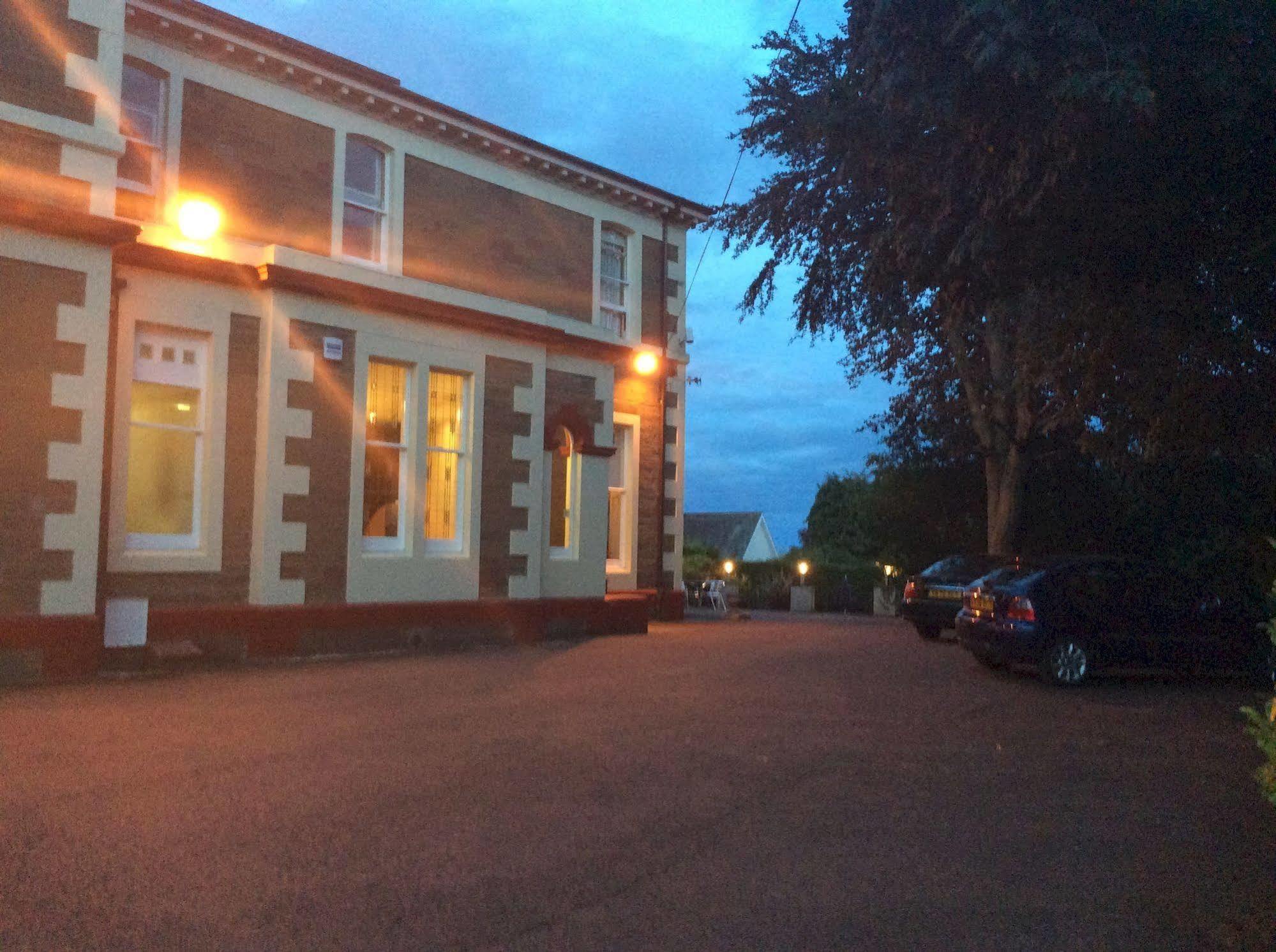 Taychreggan Hotel Dundee Exterior foto